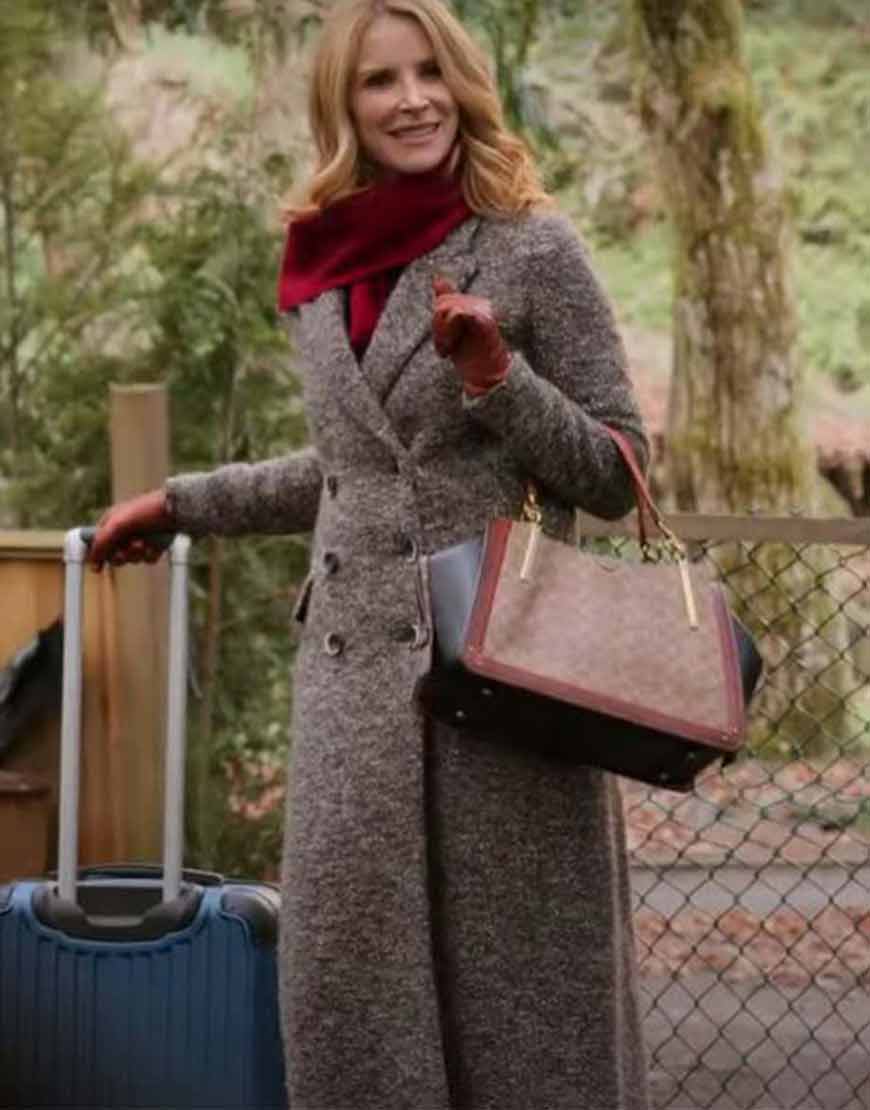 Virgin River S02 Jenny Cooper Coat