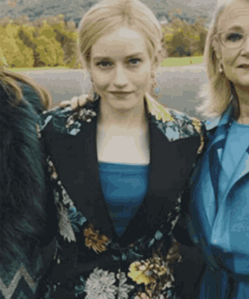 Julia Garner Inventing Anna Black Flowers Blazer