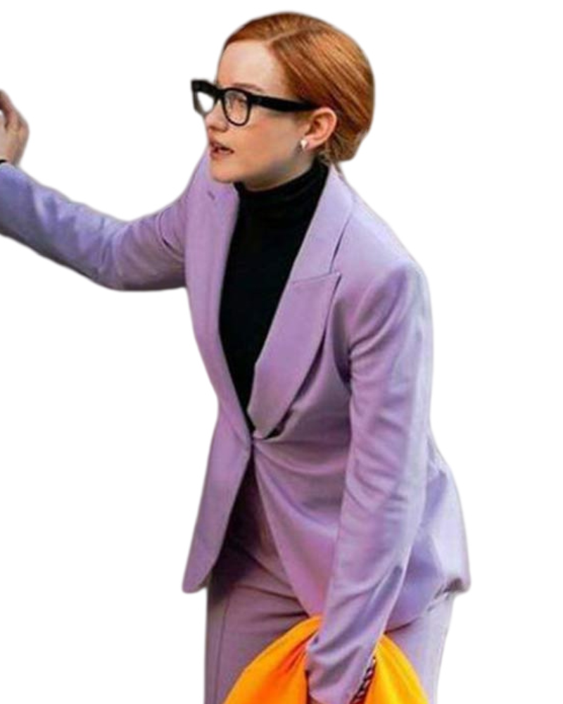 Inventing Anna 2022 Julia Garner Blazer